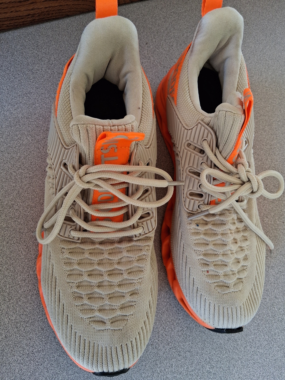 Tsiodfo Beige and Orange Brithable Knit Athletic Sneakers